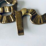 Brass knot wall hook