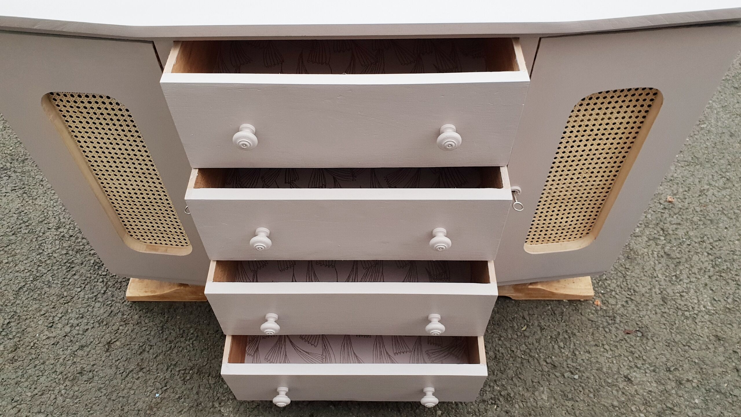Vintage buffet
