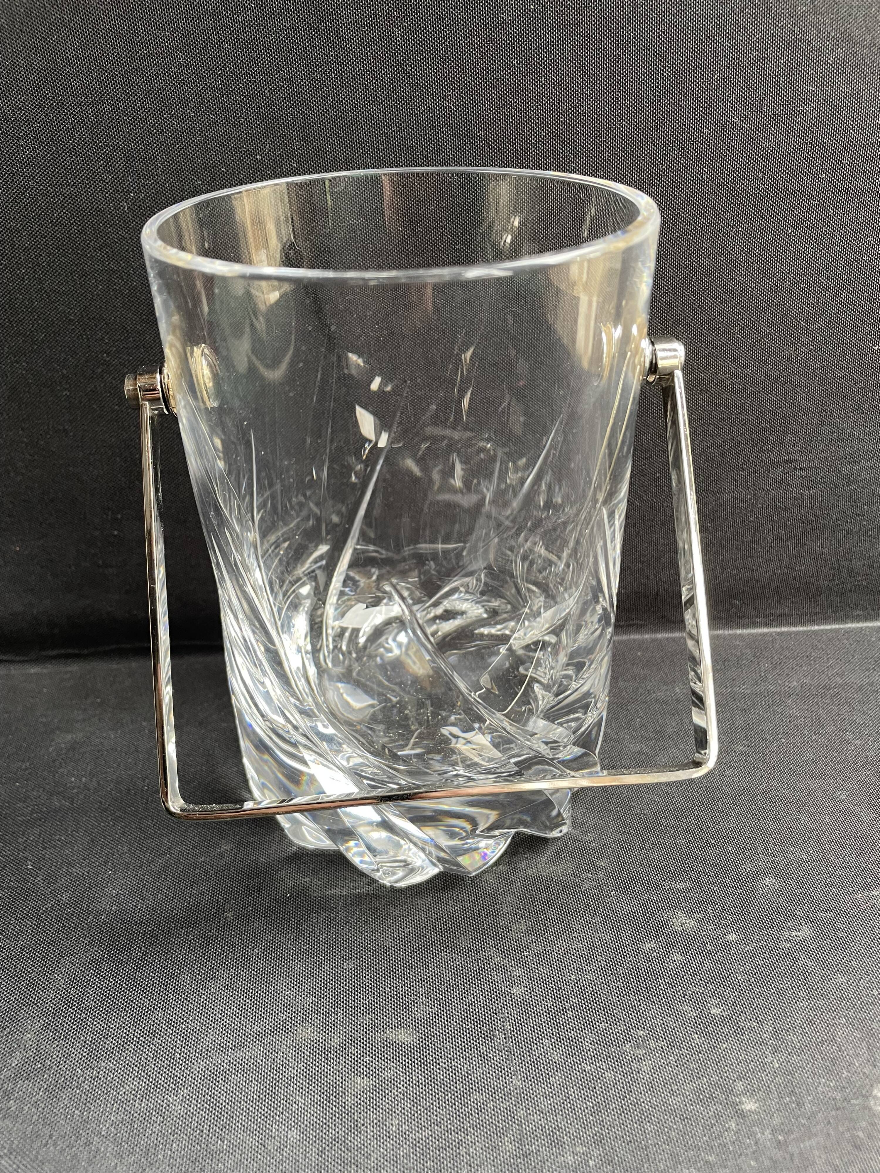 Daum ice bucket Bléneau service