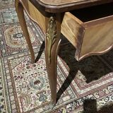 Cabaret style table