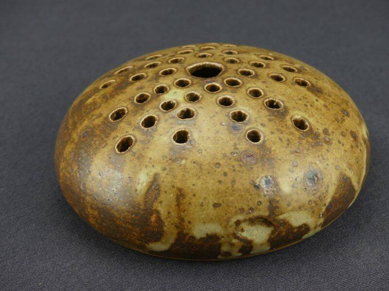 Guy-roland marcy, stoneware flower holder