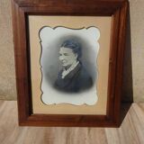 Framed portraits from 1911, 53/63 cm, both