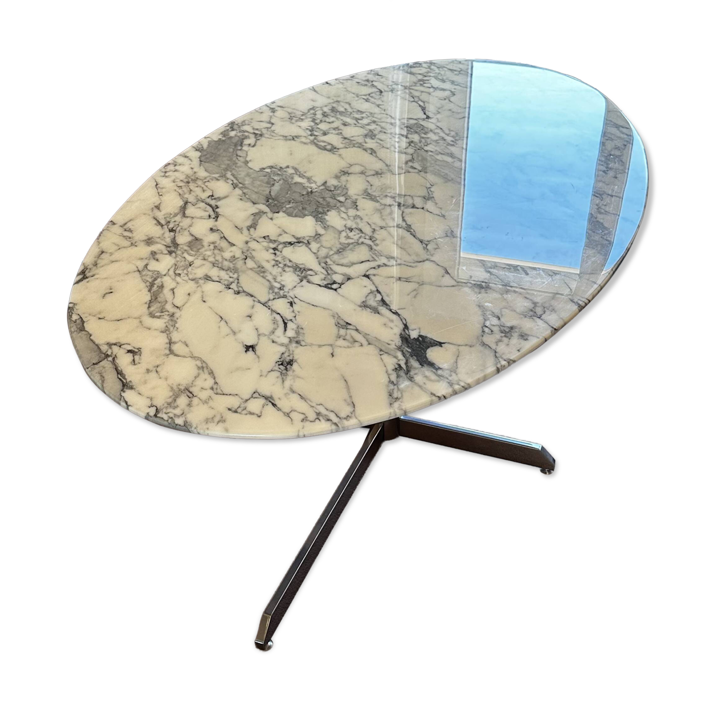 oval Arabescato marble table Roche Bobois Knoll Vintage design