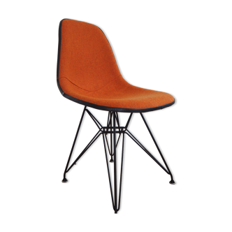 Chair by Charles & Ray Eames, Herman Miller