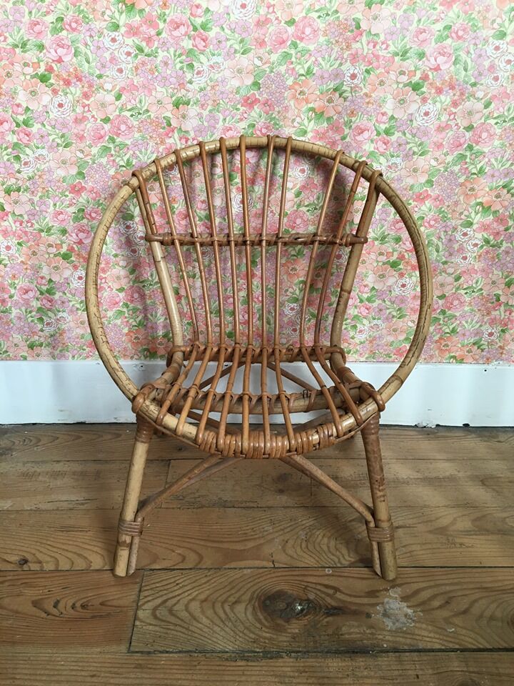 Children's rattan basket armchair