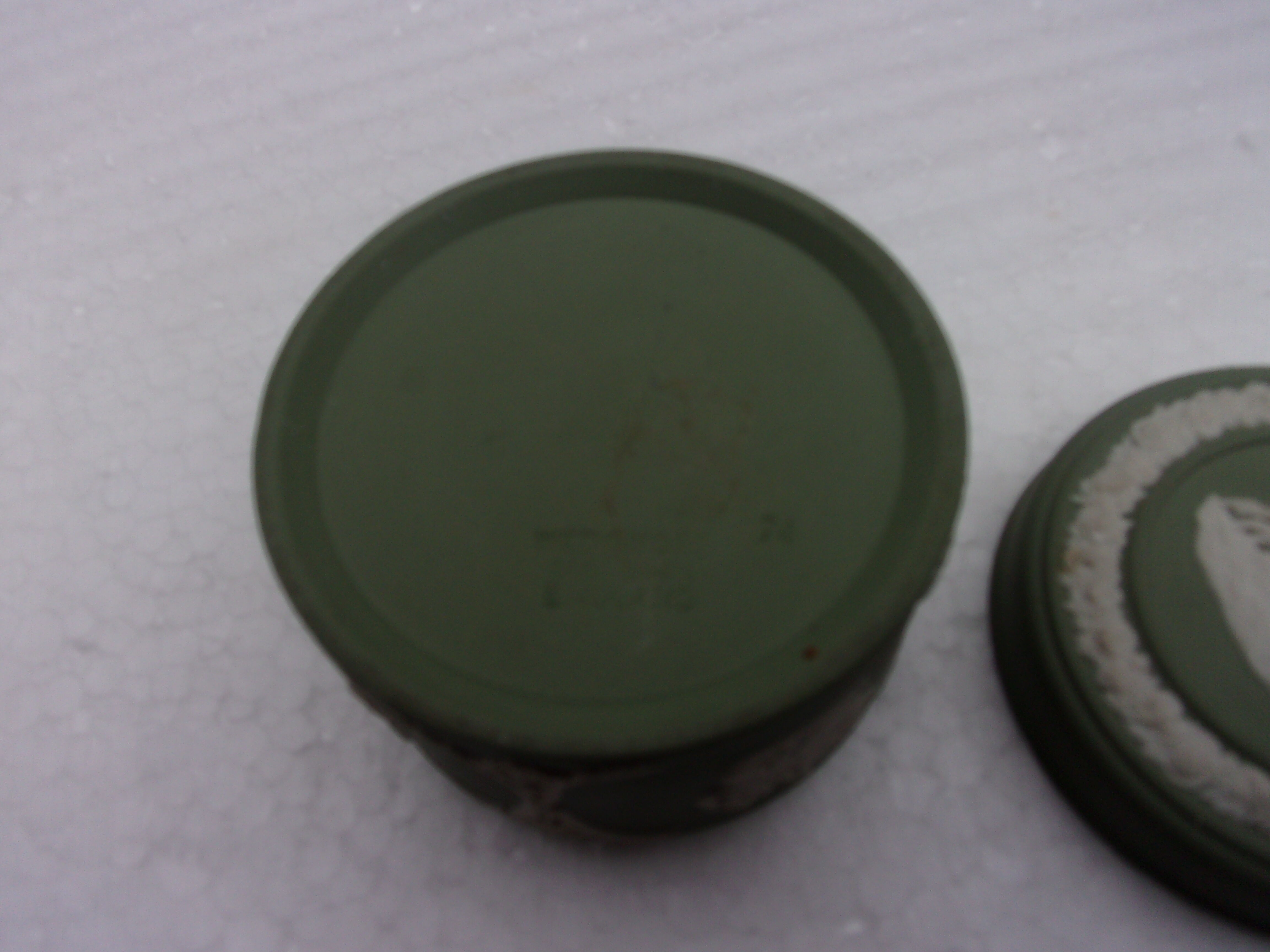 Boite a bijoux ancienne porcelaine wedgwood verte