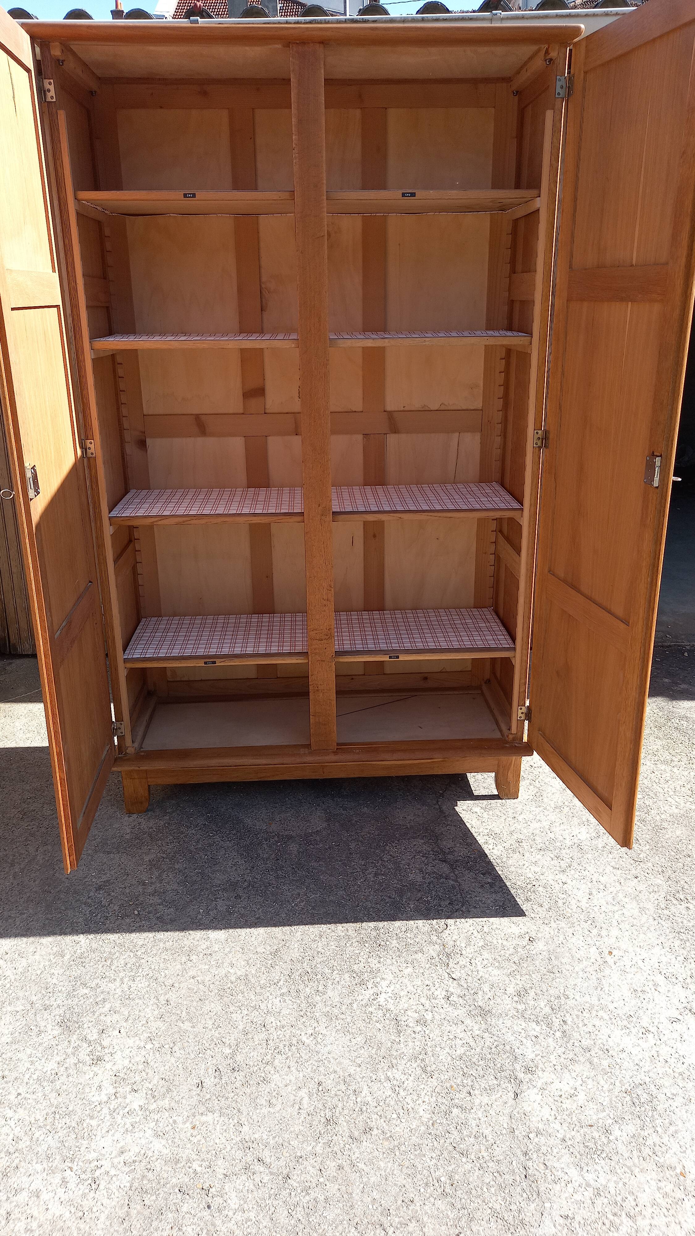 school cabinet of the 50s