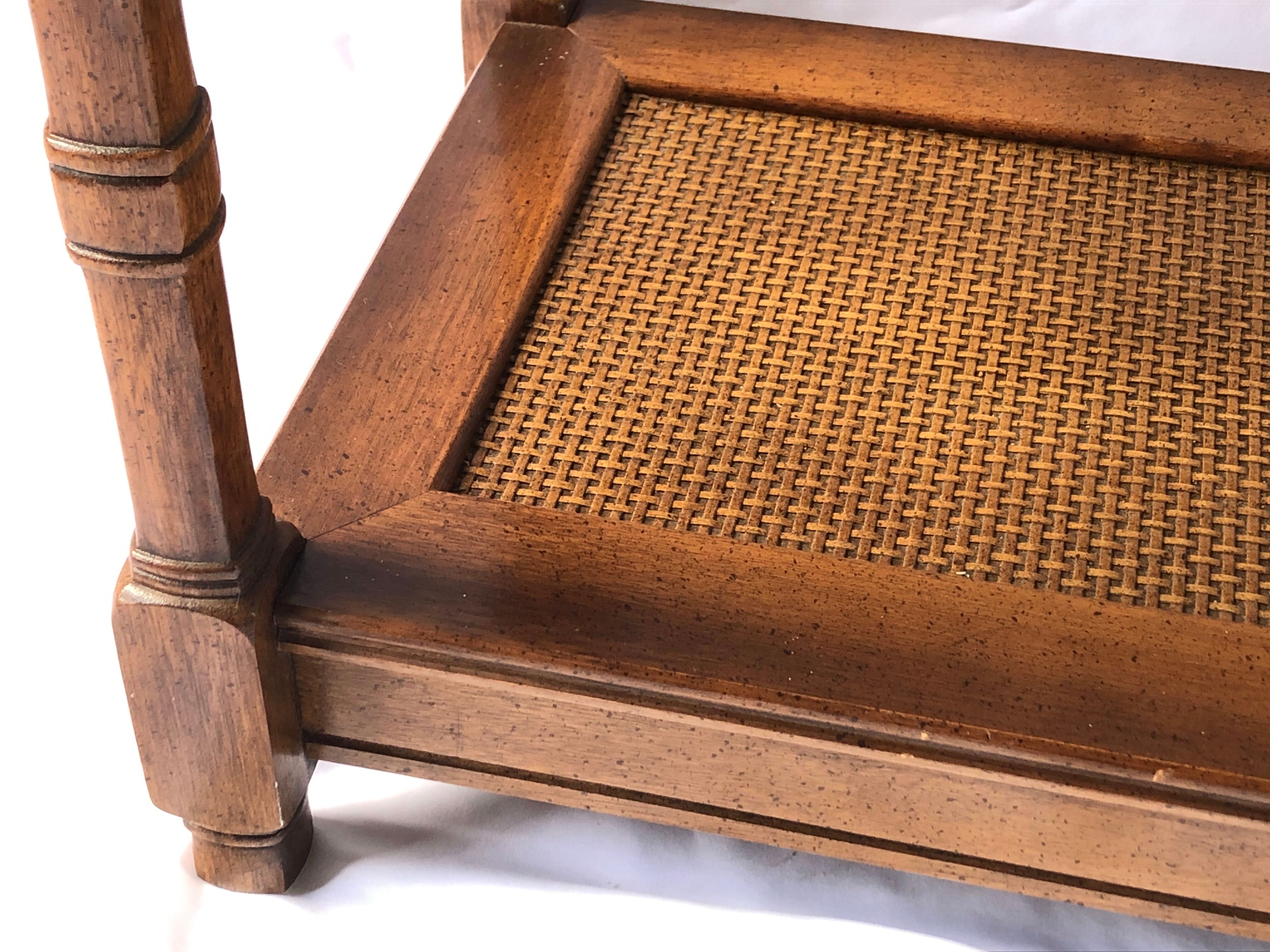 Classic wooden shelves, glass tops and cannage