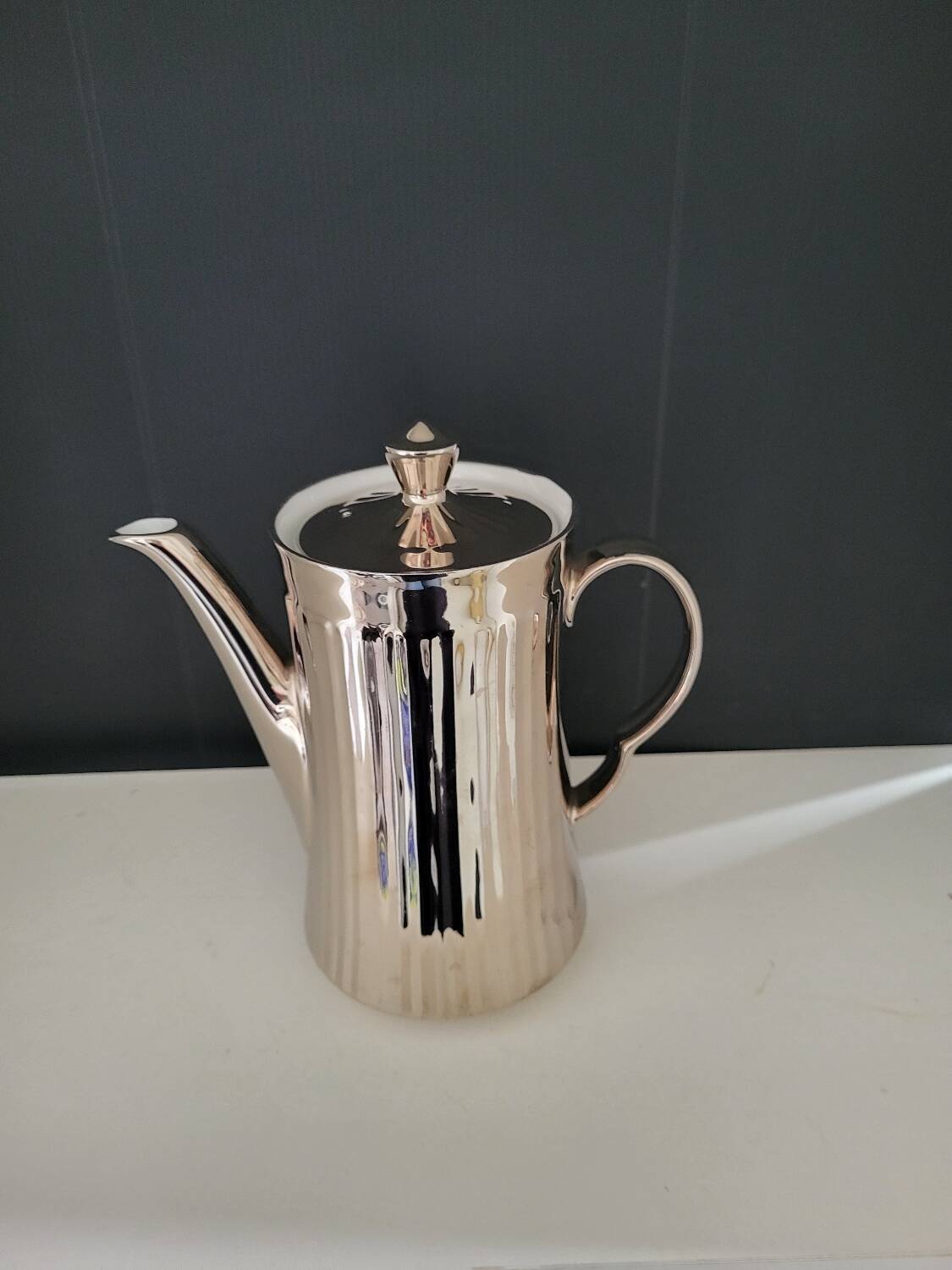 Vintage Royal teapot 1959