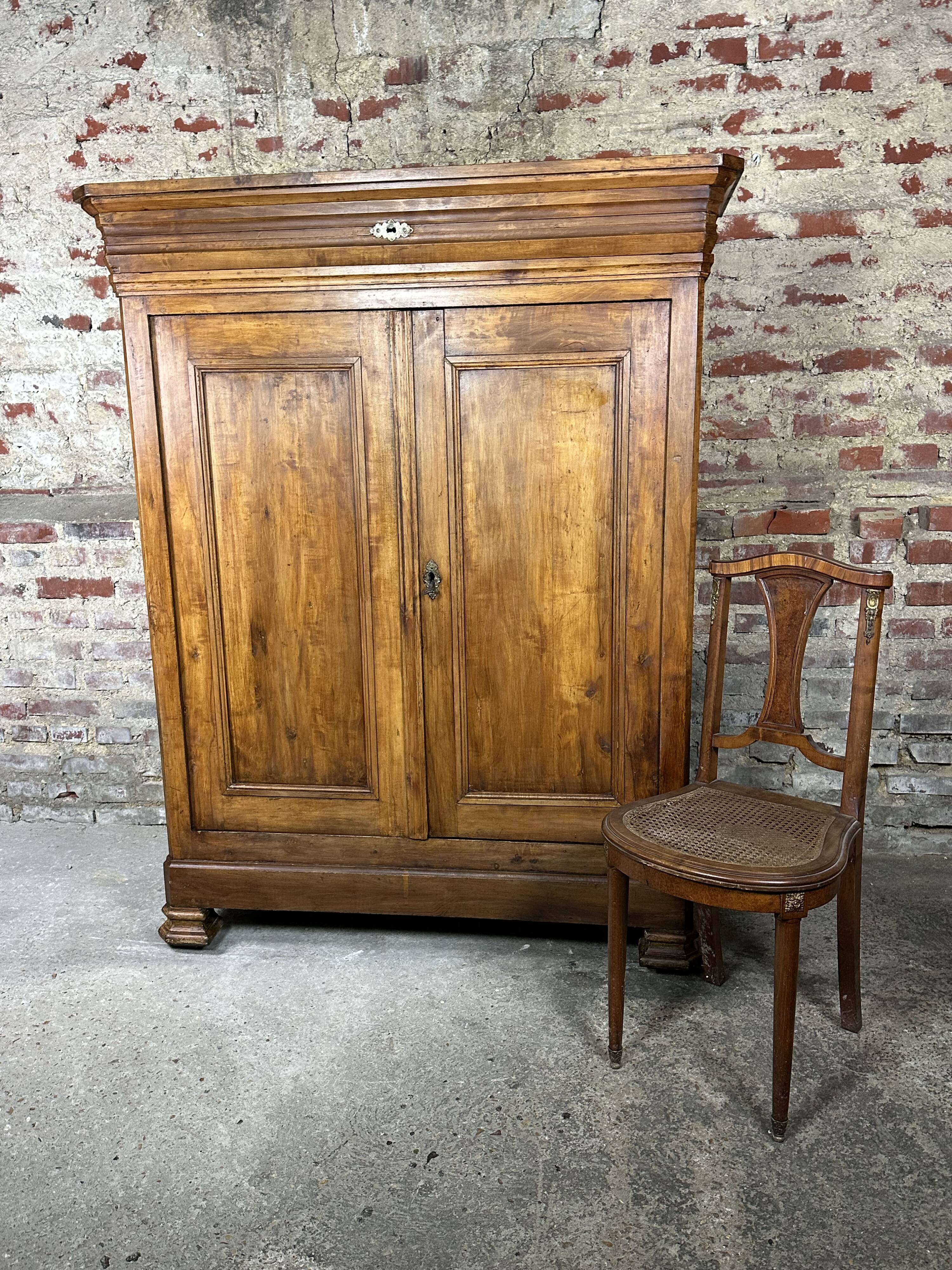 Louis Philippe high era sideboard in walnut