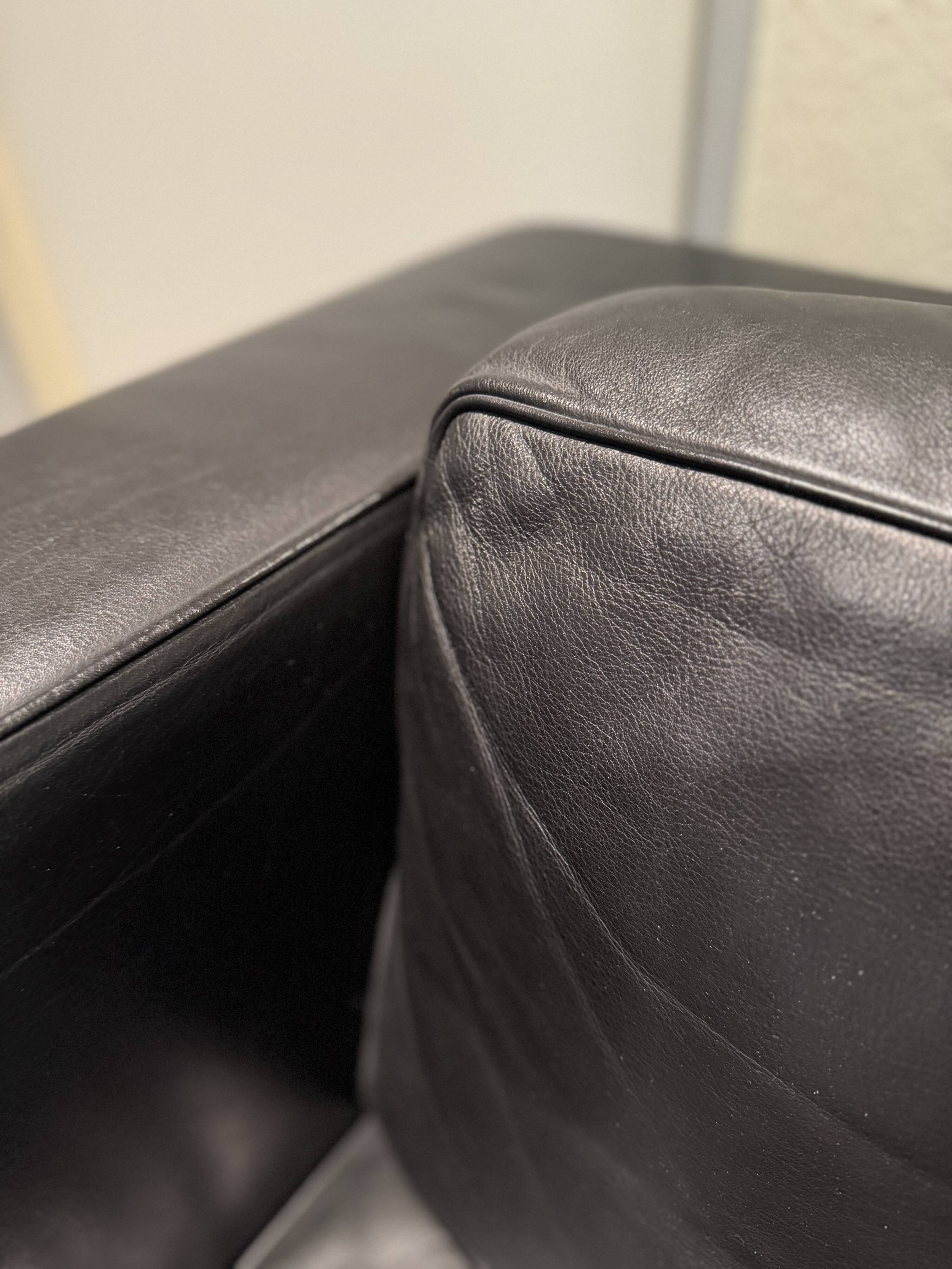 Black leather sofa by Sede – Design by Andrée Putman – 1990s