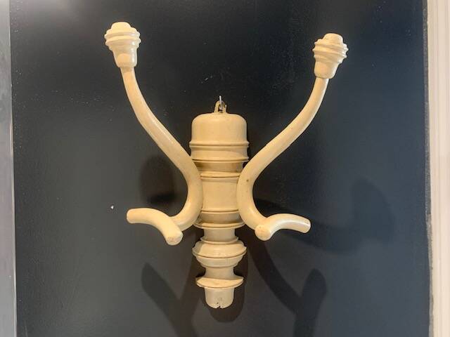 Old coat and hat rack, wall-mounted, in curved wood, from Bistrot, 1920