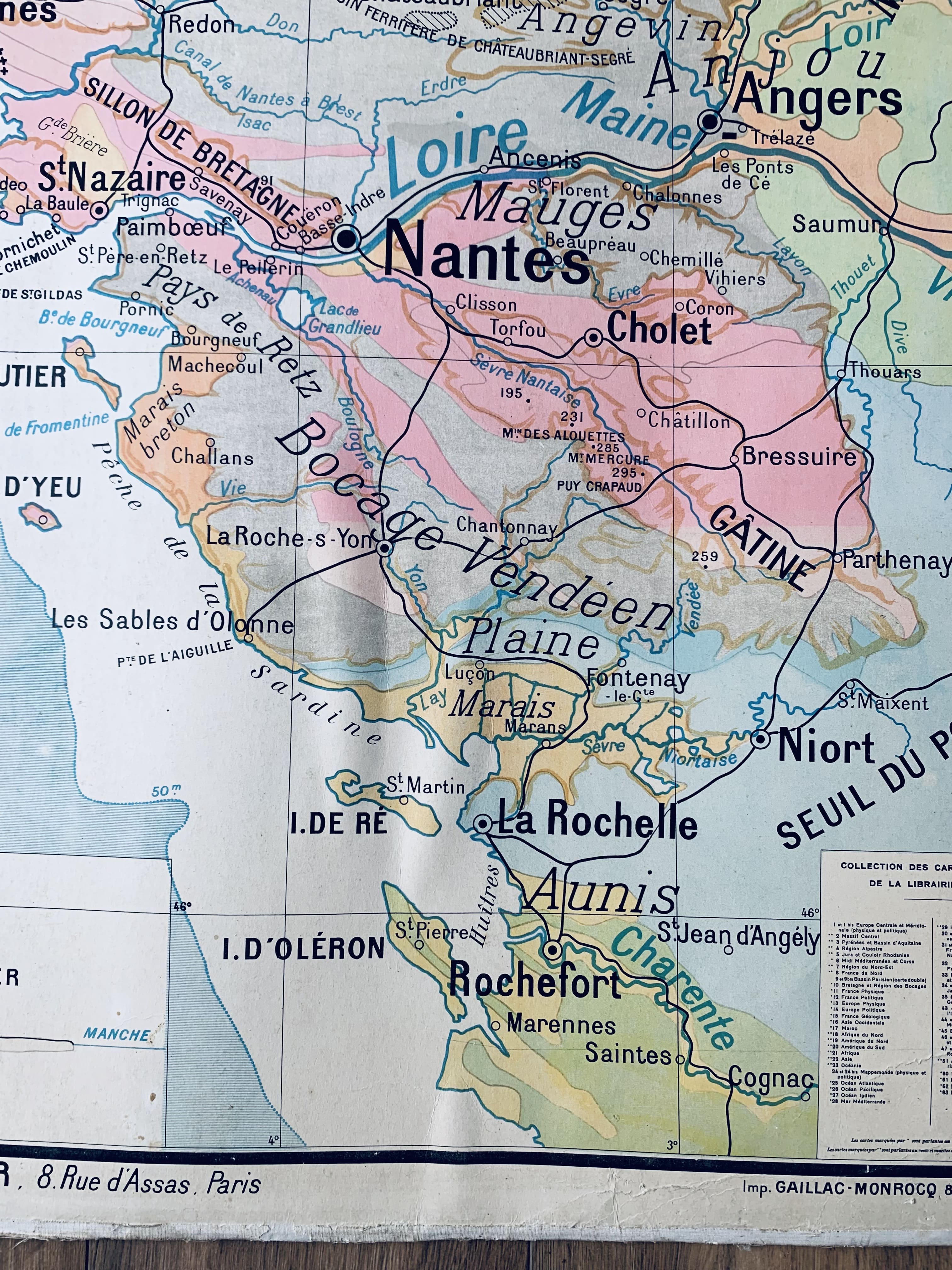 Map n°10 "Brittany and Vendée" by P. Kaeppelin and P. Deffontaines
