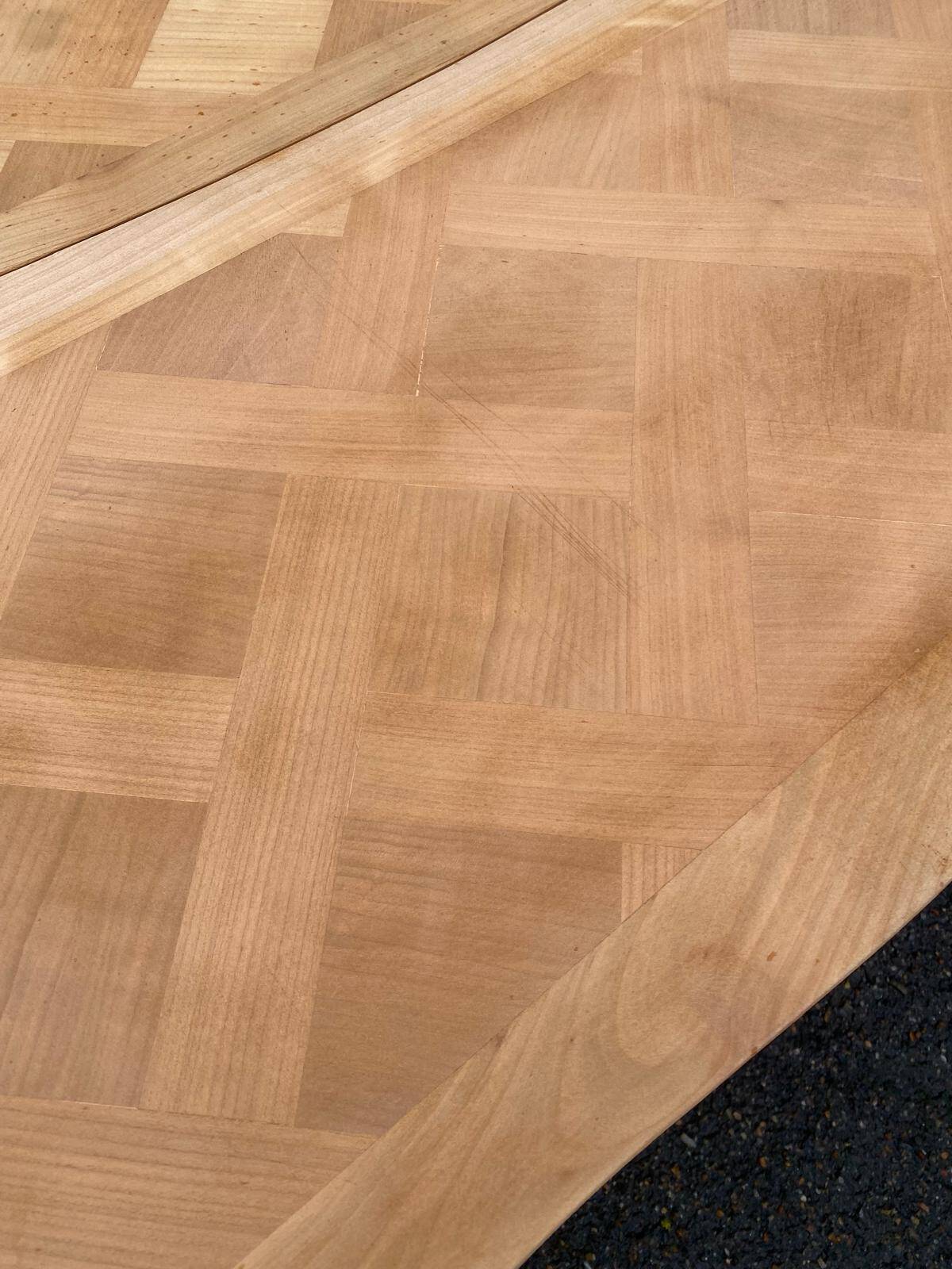 Louis XV extendable dining table from the 20th century, renovated in cherry wood, 250cm.