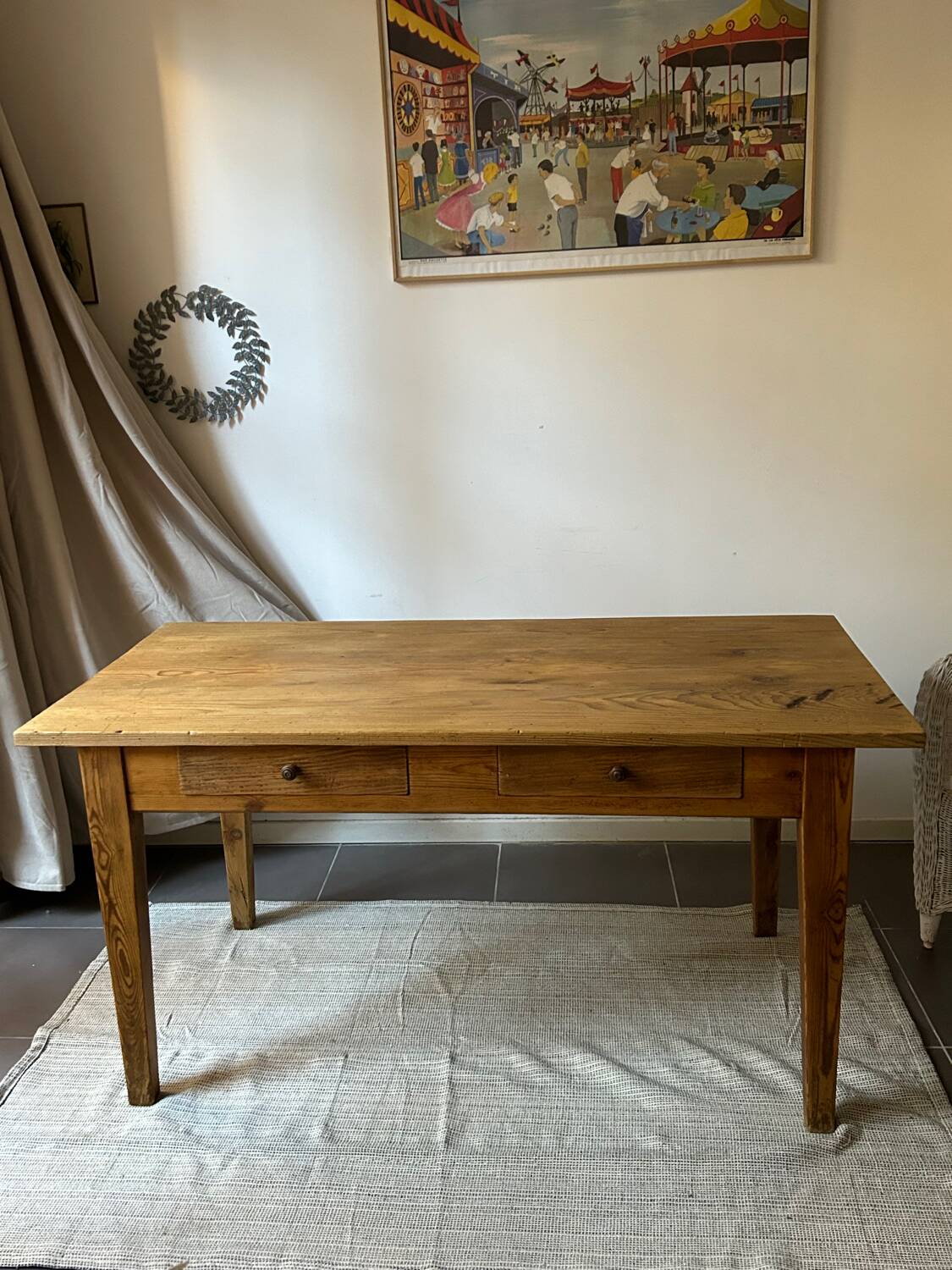 Farm table