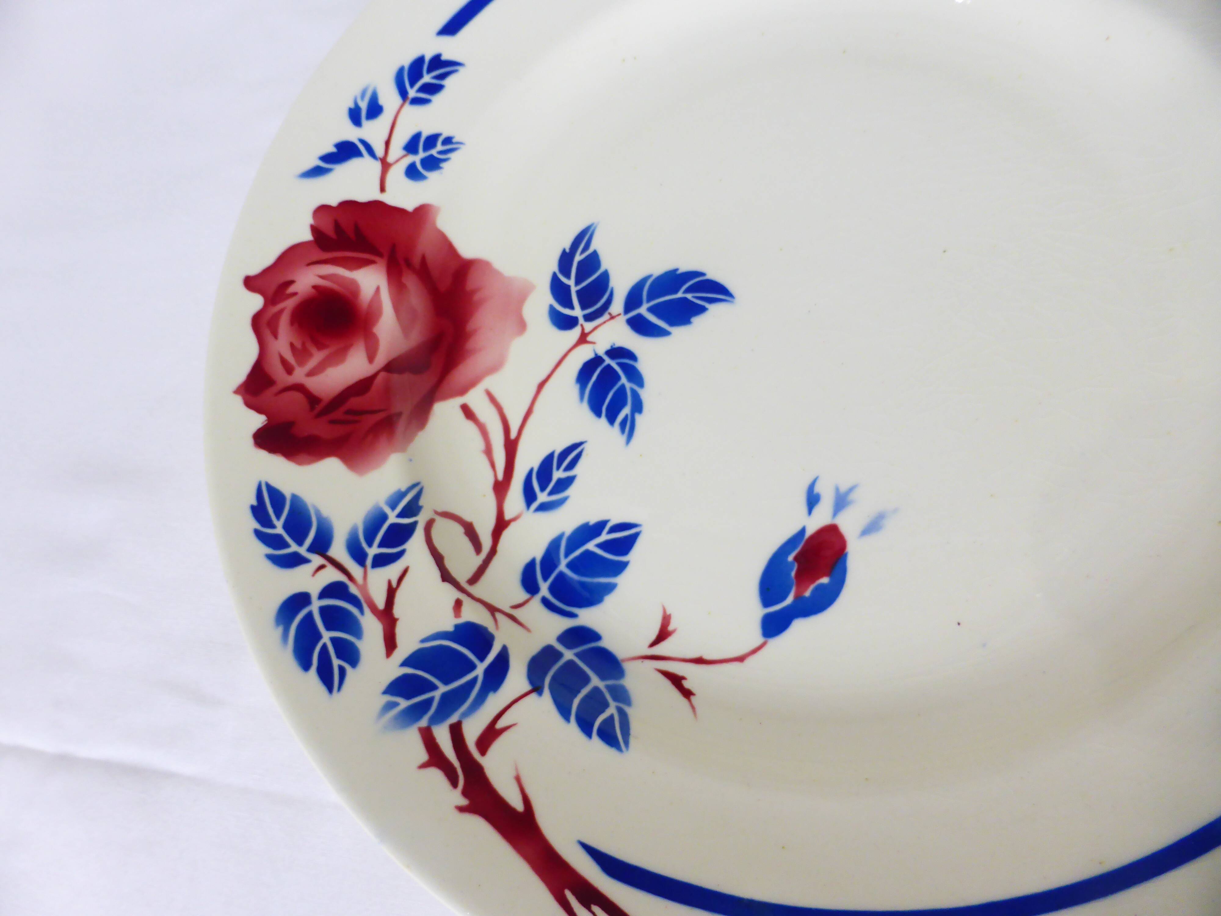 1 vintage round platter from K and G Luneville, Chantal model 221033