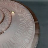 Suspension Art Déco moderniste en verre rose et bronze chromé, par Henry Petitot, 1935