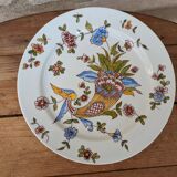 Very beautiful old plate decorated with a cornucopia, hand-painted, Limoges