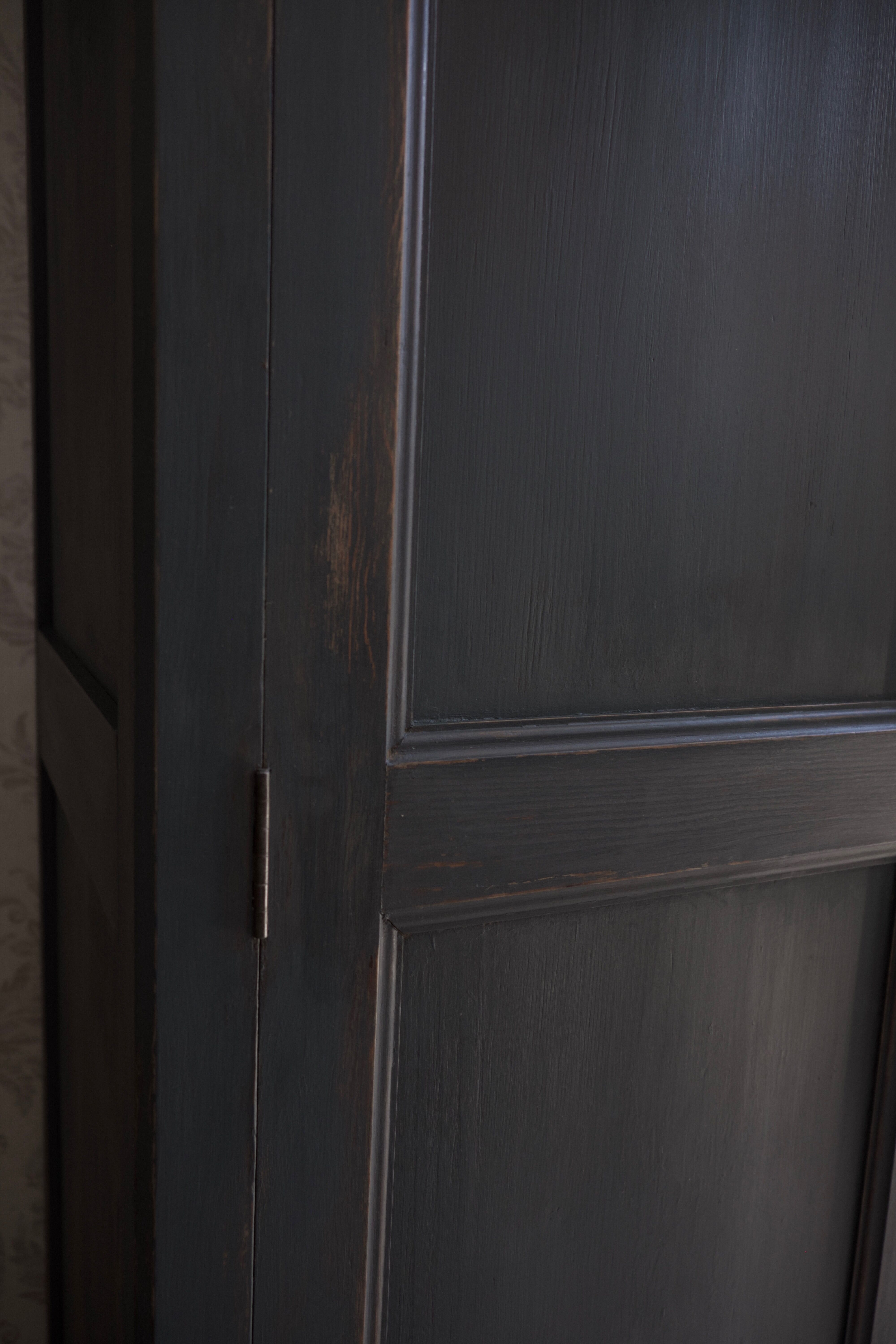 Blue night wardrobe