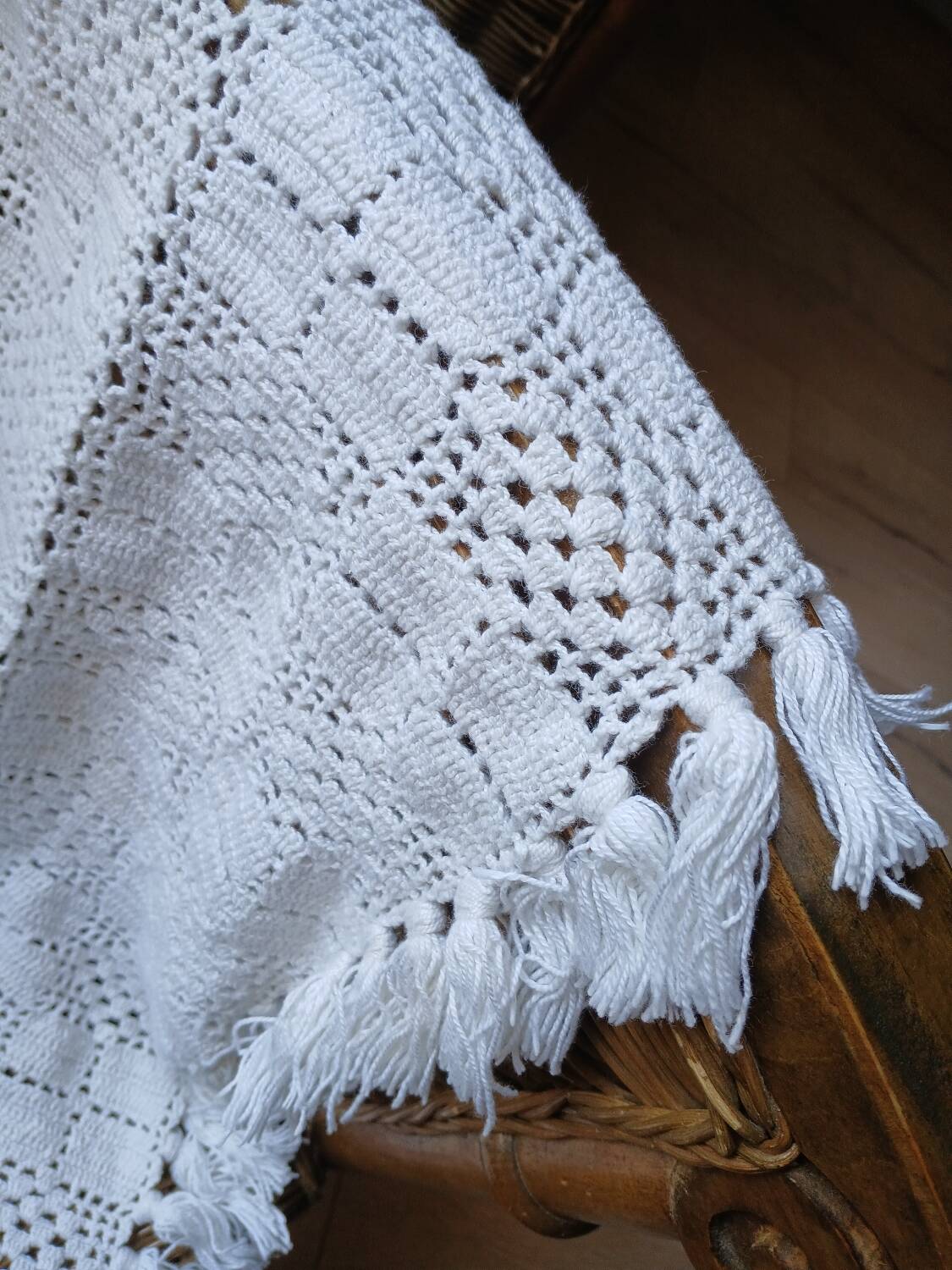 Antique crochet bedspread/plaid