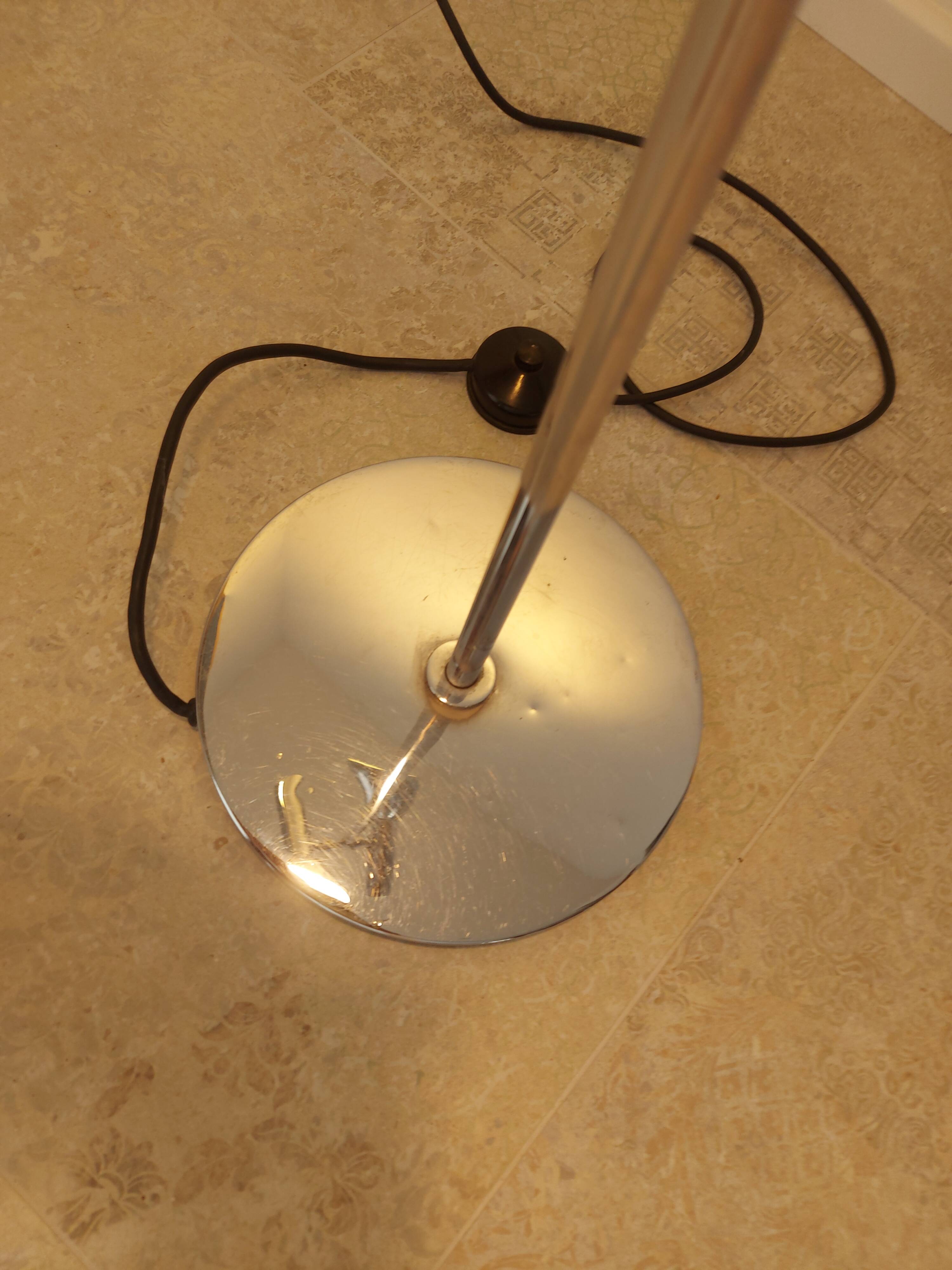 Vintage 70'S chrome floor lamp
