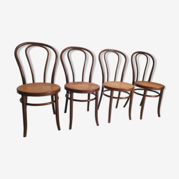 Lot of canchairs