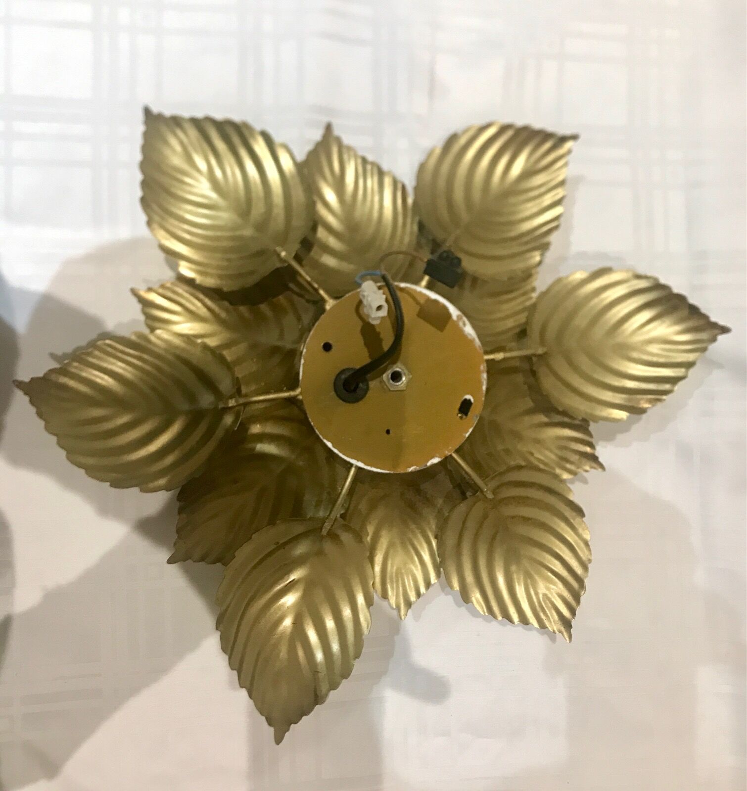 Wall lamp or ceiling lamp golden flower