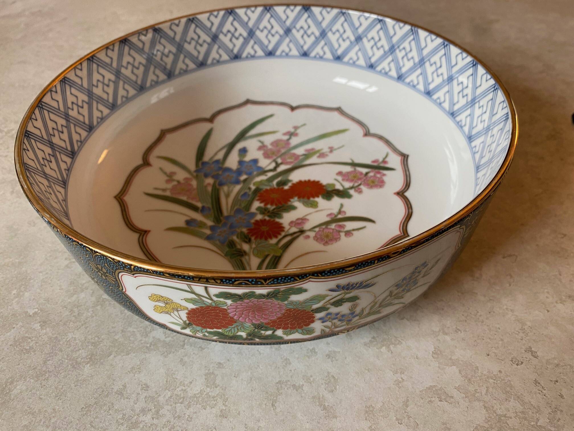 Chinese porcelain salad bowl