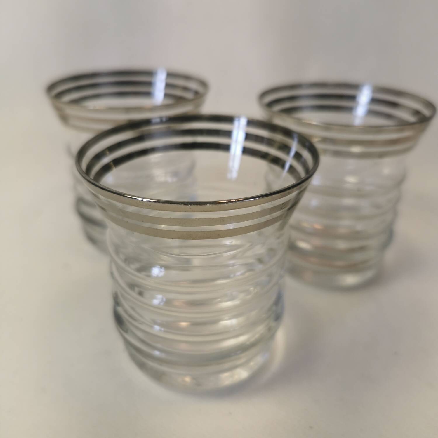 Set of 8 art deco glass with silver edging