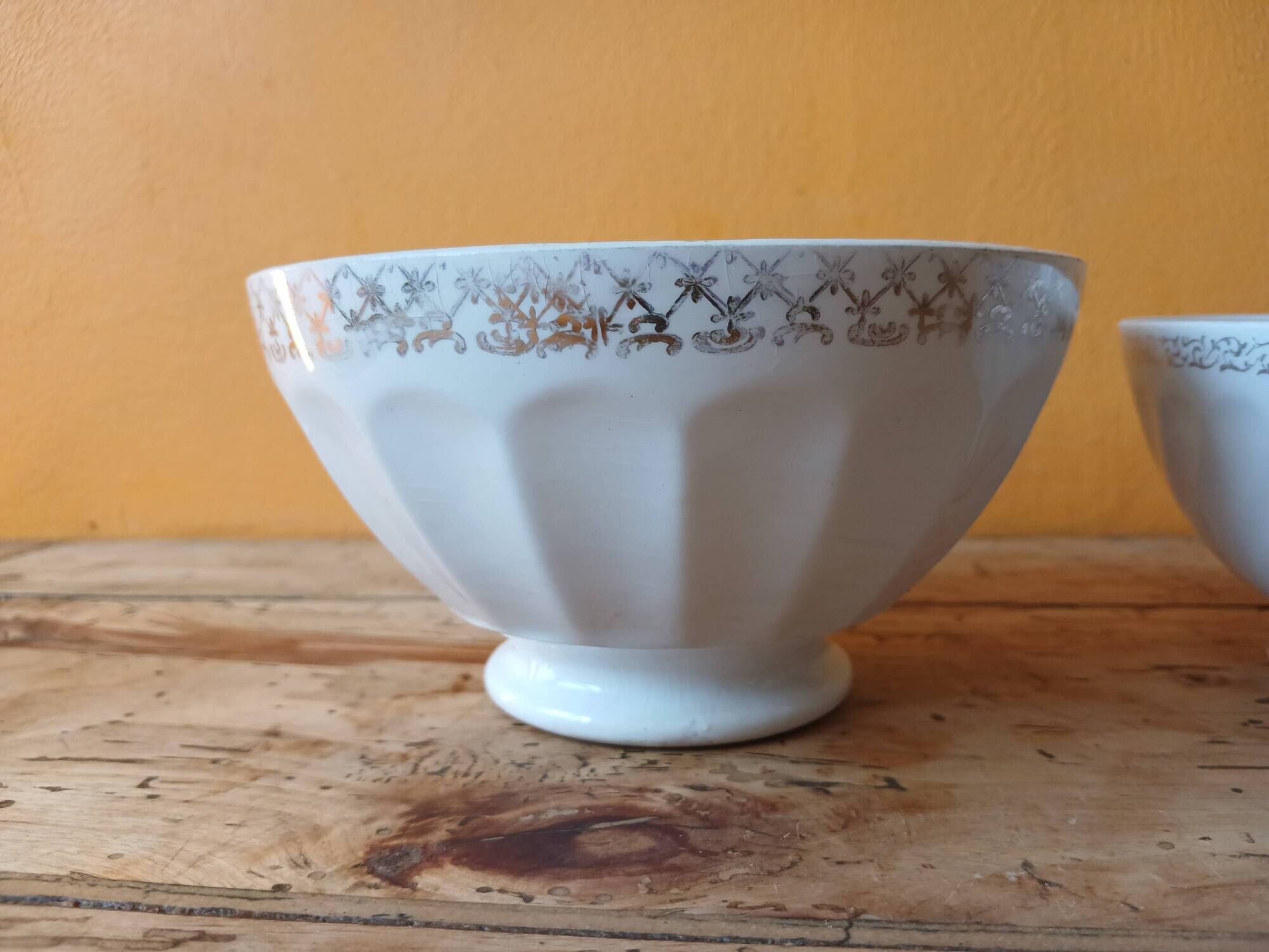 Set of 3 white and gold antique bowls - porcelain cups