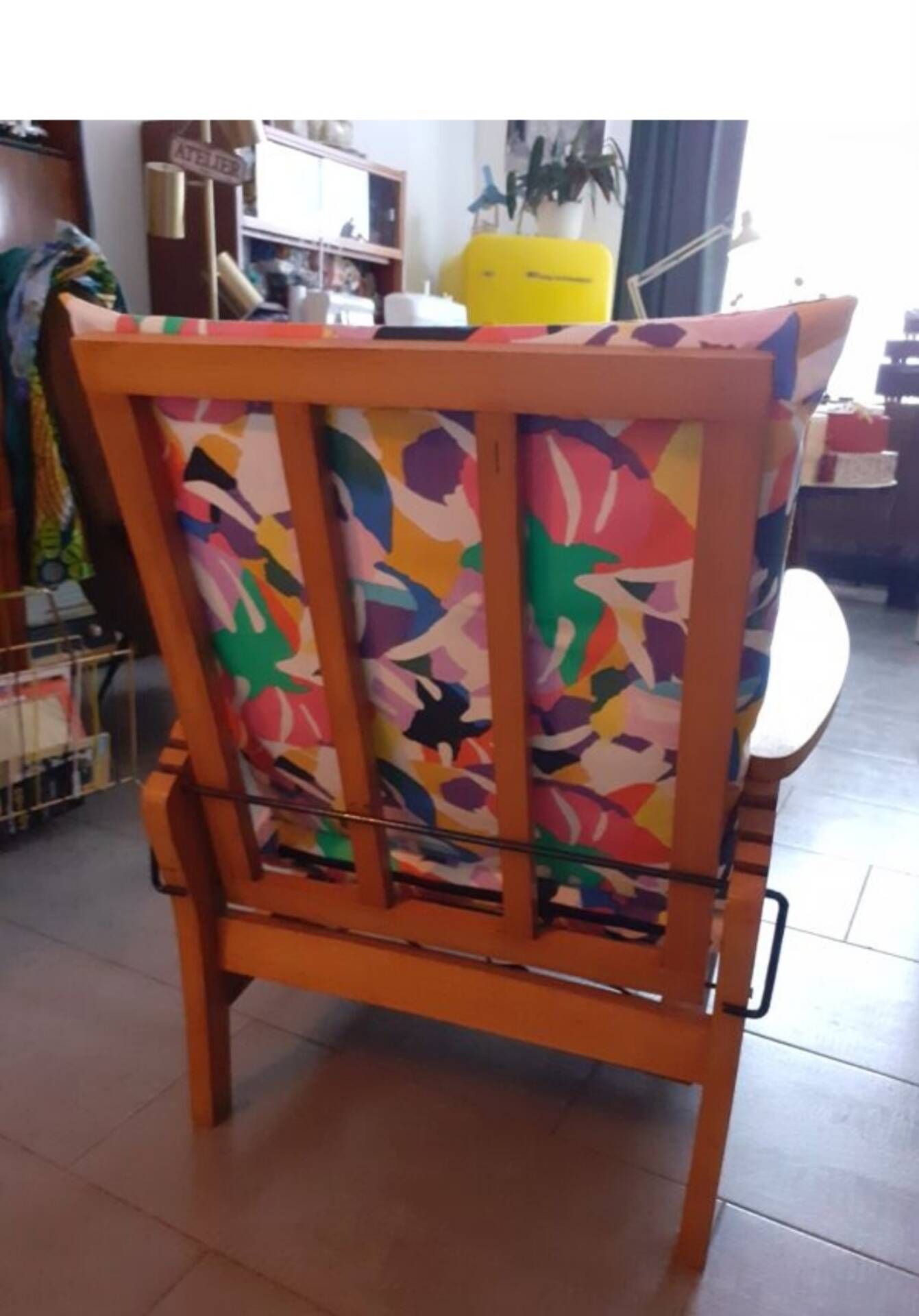 Fauteuil relax vintage en bois – coussins entièrement reconfectionnés