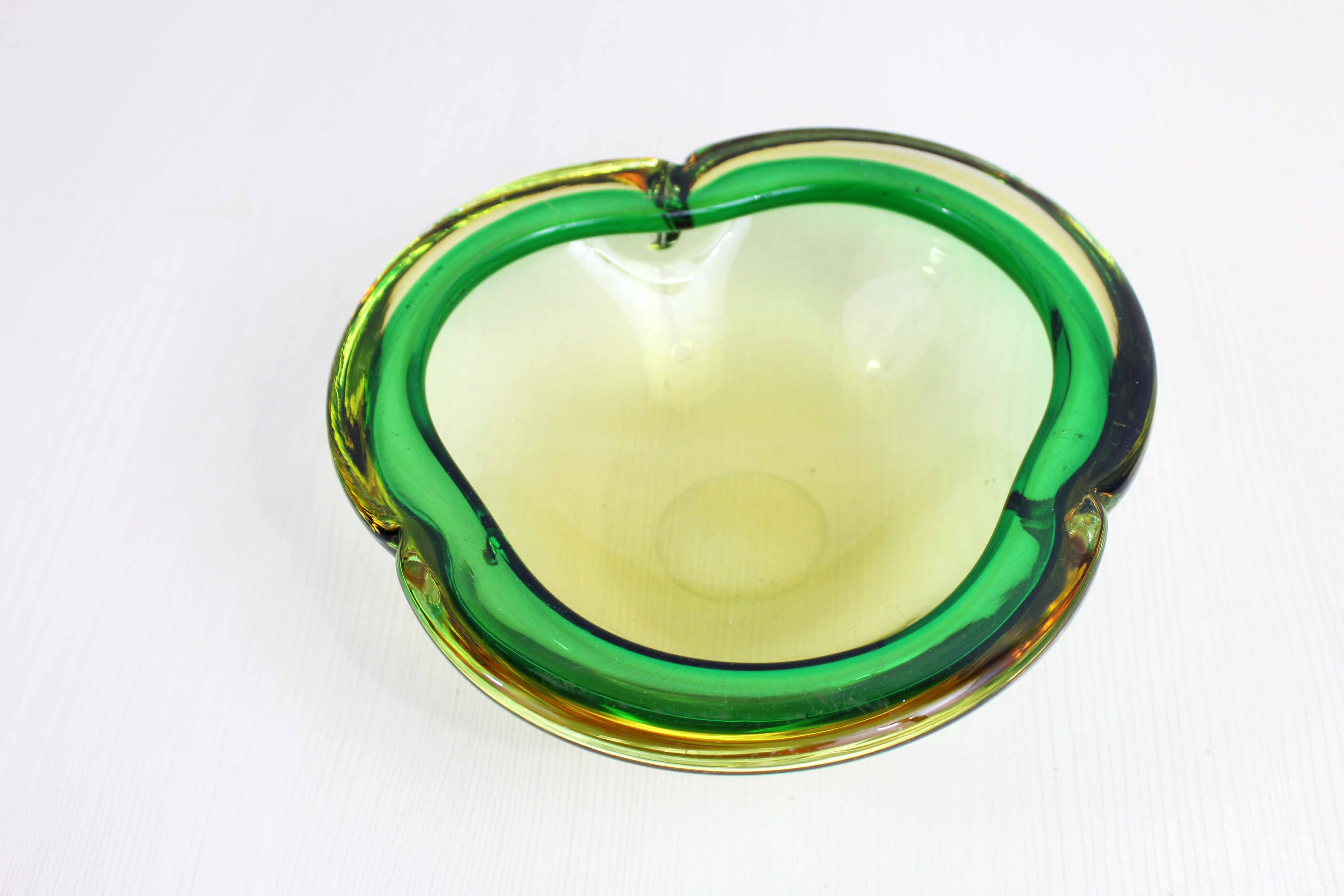 Ashtray or empty Murano glass pocket