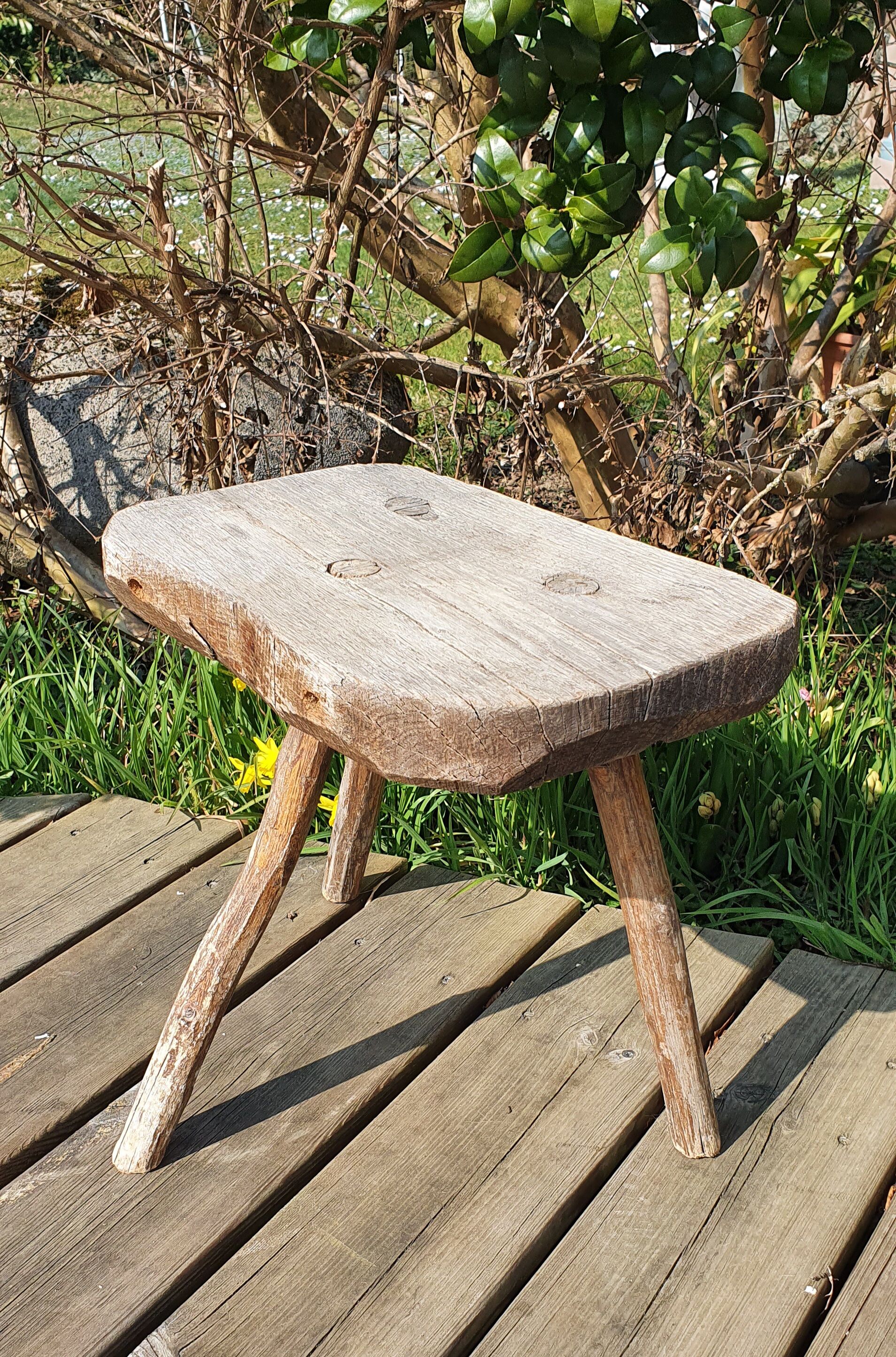 Milking stool