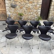 Chaises 3207 -Arne Jacobsen pour Fritz Hansen-Danemark