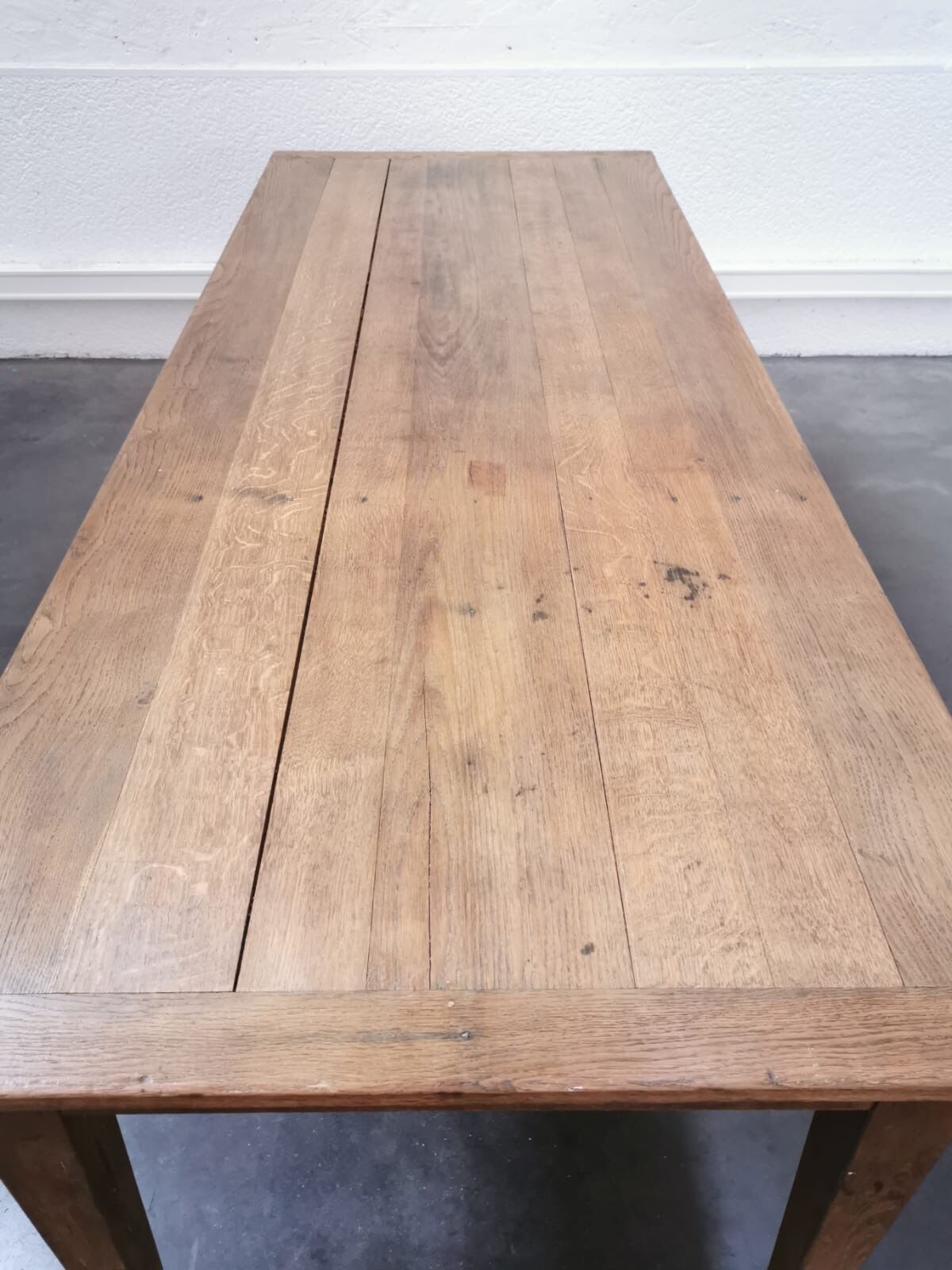 Oak farm table