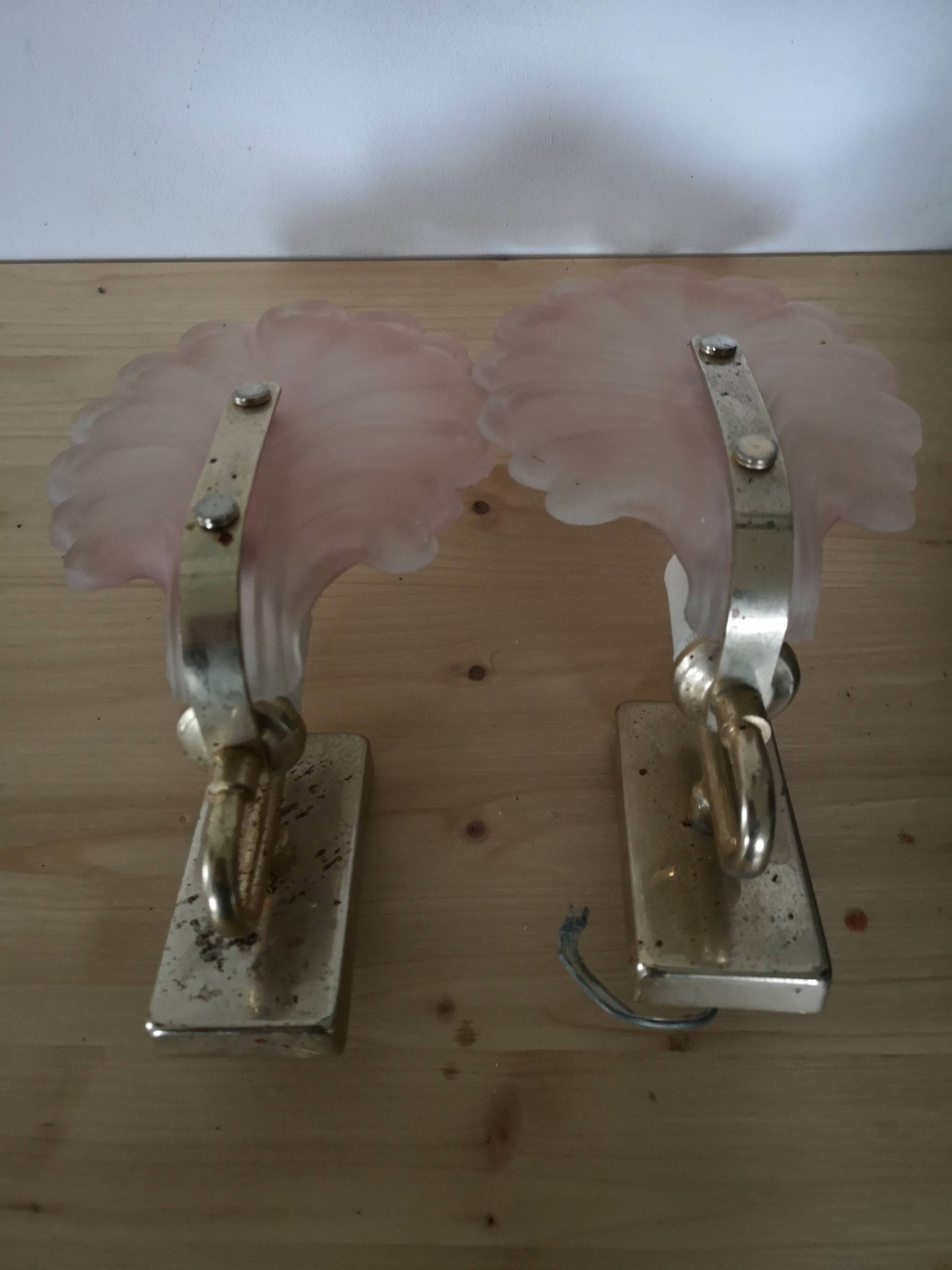 Pair of glass leg sconces, vintage 70 floral décor