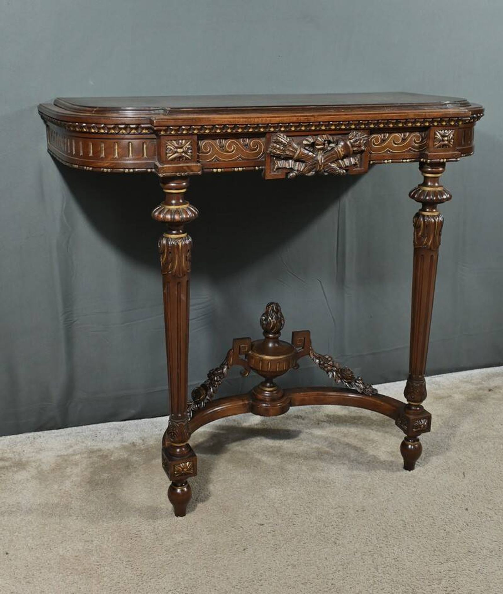 Jardinière Console en Noyer, style Louis XVI – Milieu XIXe