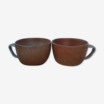 Two Montgolfier sandstone cups France