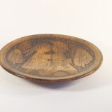 Assiette scandinave avec des figures, années 1960