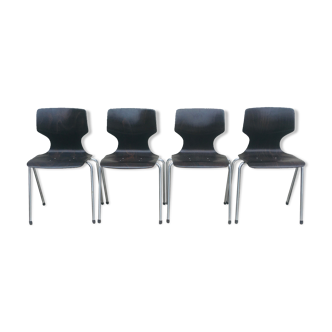 Set of 4 vintage chairs and Flottoto design