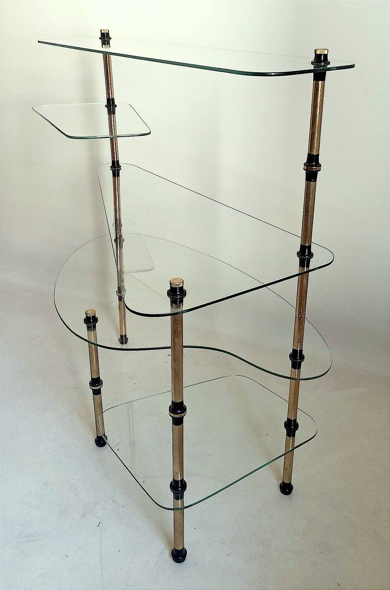 Étagère vitrée Années 50  Largeur 82 cm