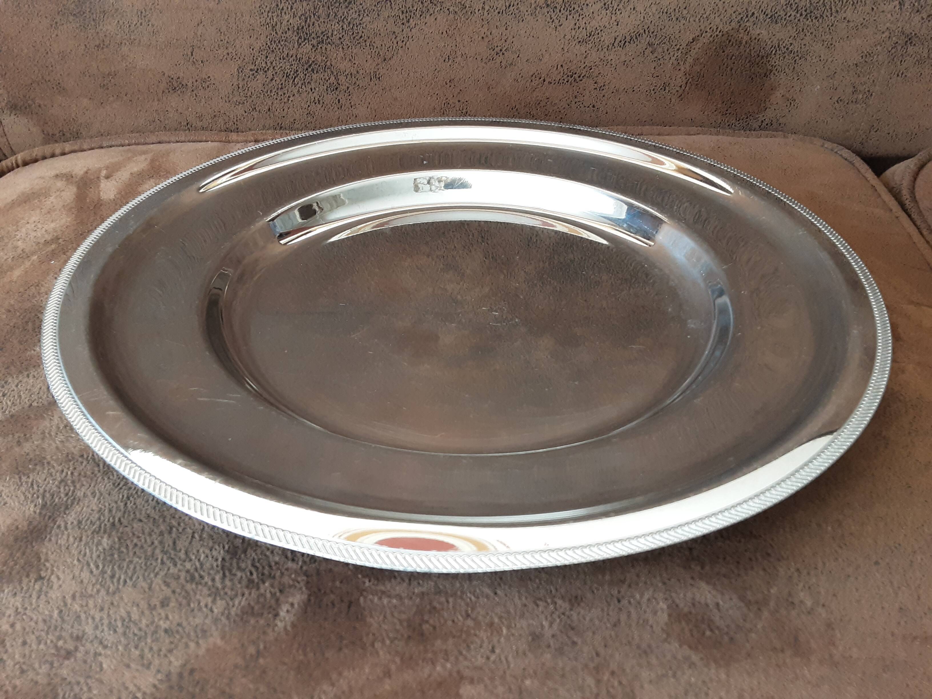 Vintage metal round plate