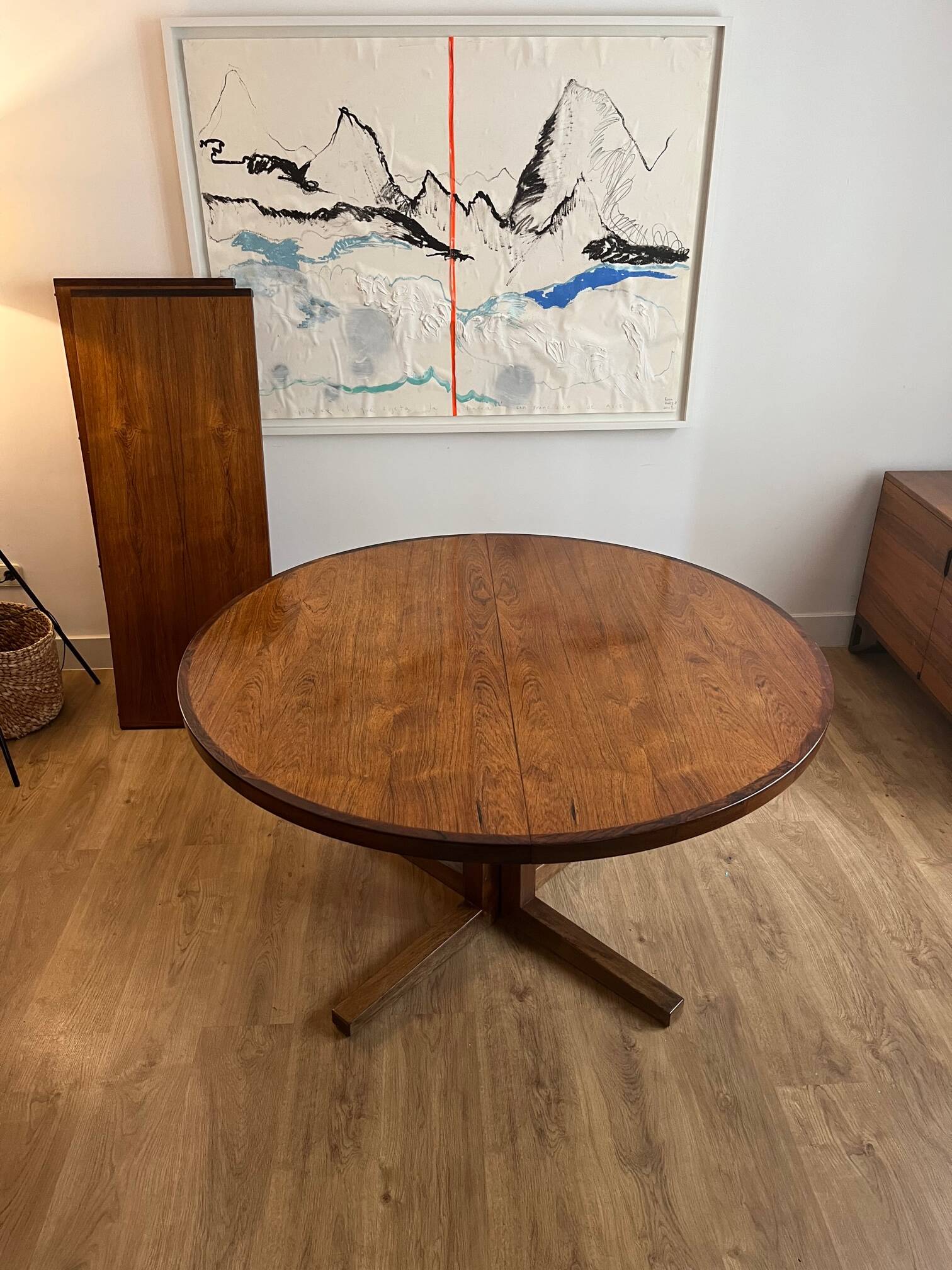 Dining table. danish design, 1960. in rosewood