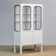 Armoire médicale vintage, années 1970