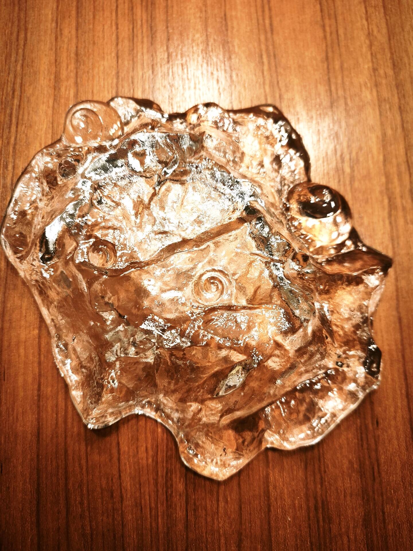 Snail-shaped pocket bowl / Fossil Jolanda Prinsen Walther Glass