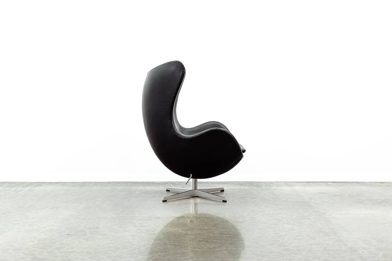 Arne Jacobsen egg chair