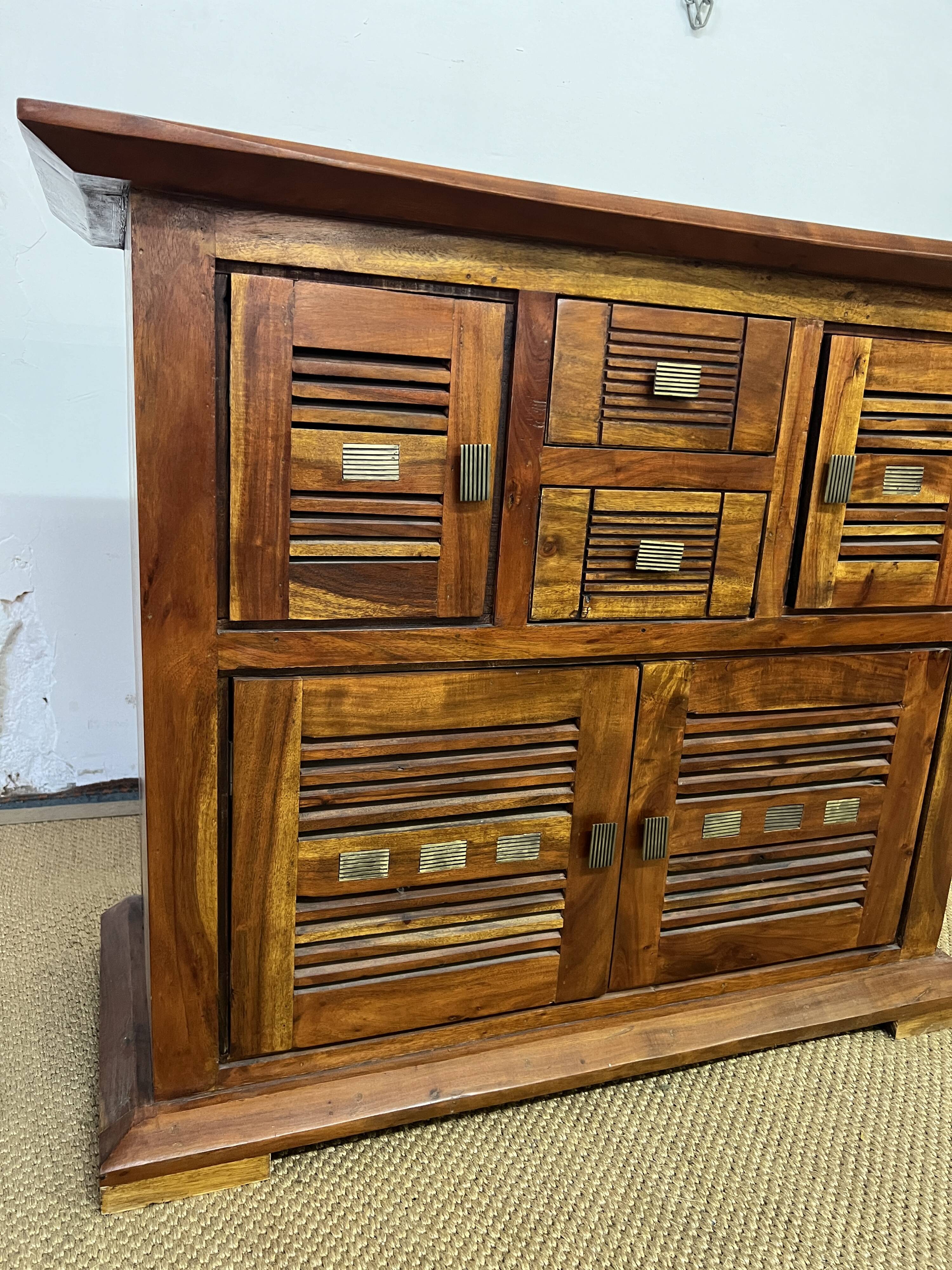 Solid acacia wood sideboard 4 doors, 2 drawers