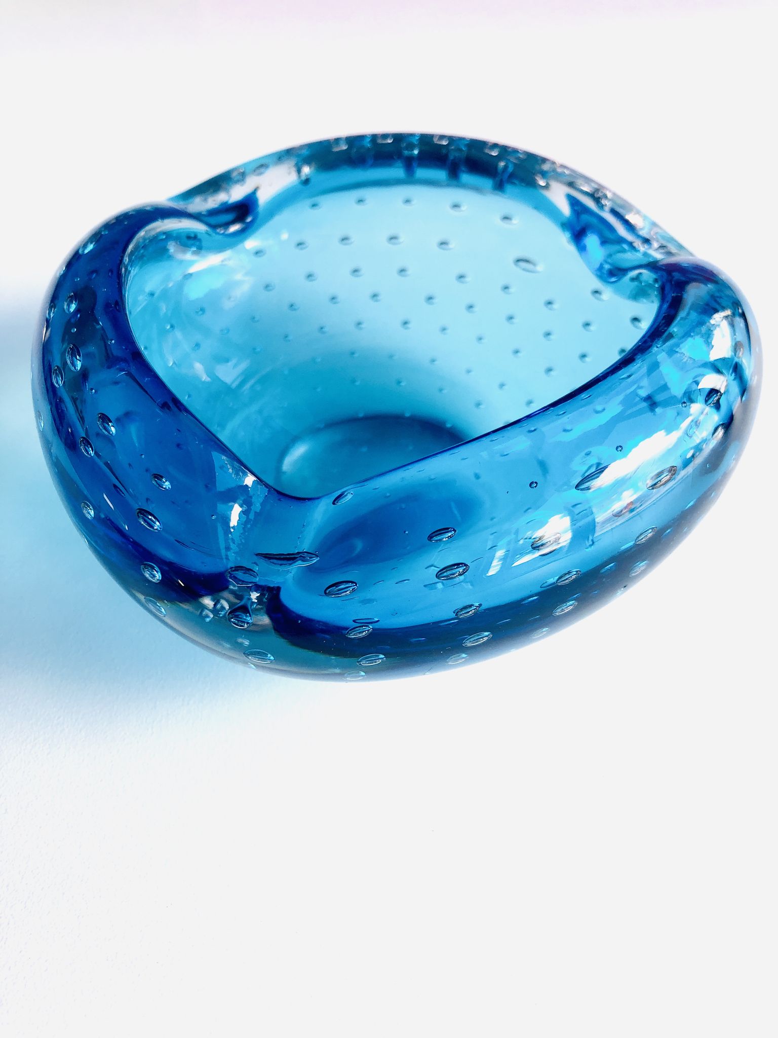 Ashtray or empty Italian vintage glass pocket from Murano bullicante, 1970