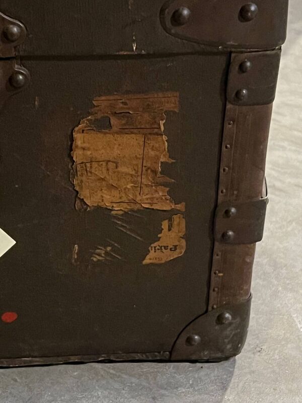 Ancienne malle de voyage