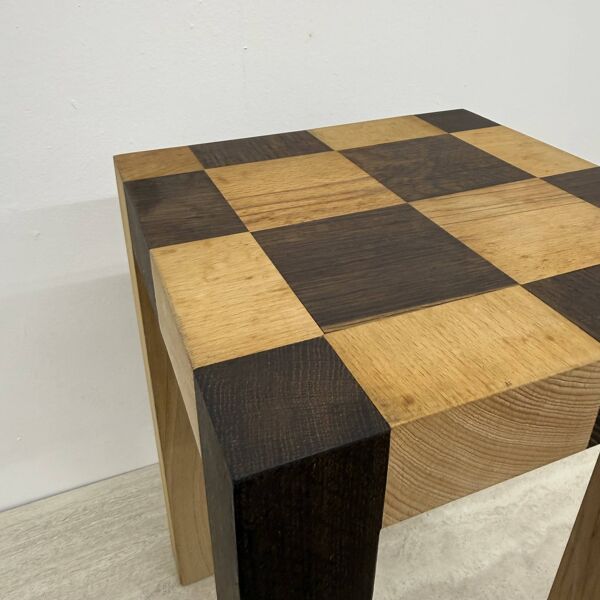 Table d'appoint en bois massif vintage style échiquier, années 1970